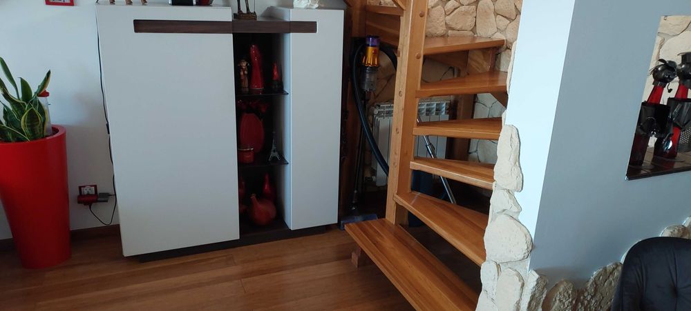 komplet witryna i stolik kawowy