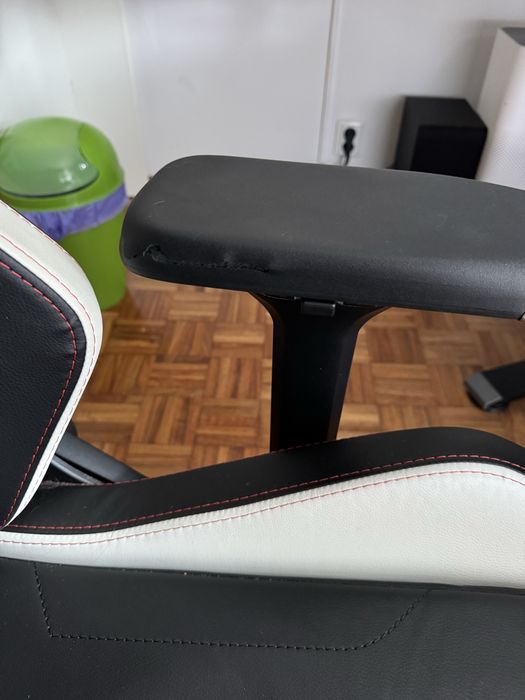 Cadeira gaming Secret lab omega 2020