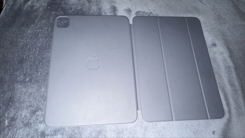 iPad Pro M4 11" 512GB Wi-Fi Preto + Smart Folio - Imaculado