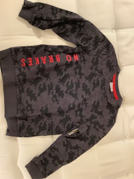 Spodnie i koszulki 128 cm