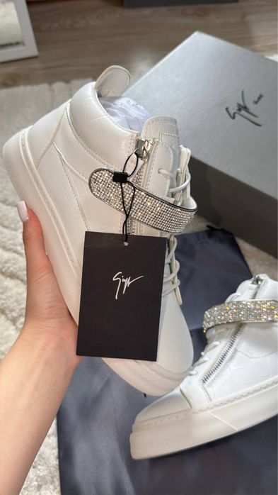 Giuseppe zanotti,нові,розміри:38,39