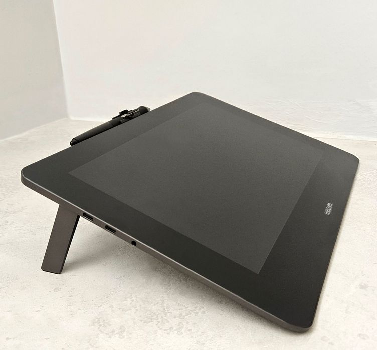 Wacom Cintiq Pro 13 (modelo DTH-1320)