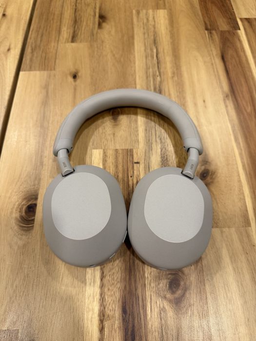 Auscultadores Bluetooth Sony WH1000XM5 (noise cancelling)