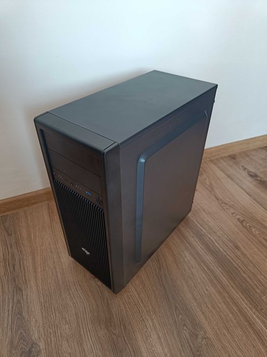Komputer PC AMD Phenom II X4 955, Win 10 Pro, 8GB, SSD 1 TB, ATI Radeon 1 GB