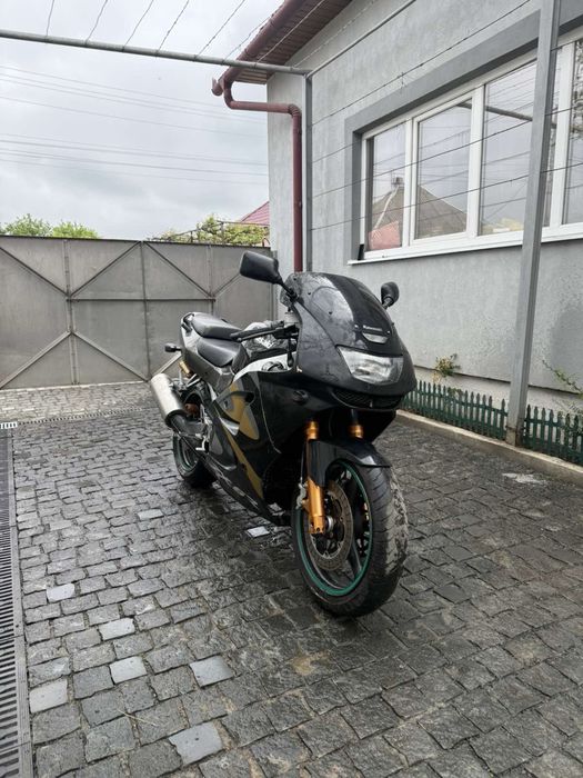 kawasaki zx6 - купити мототехніку - Ціна на OLX.ua