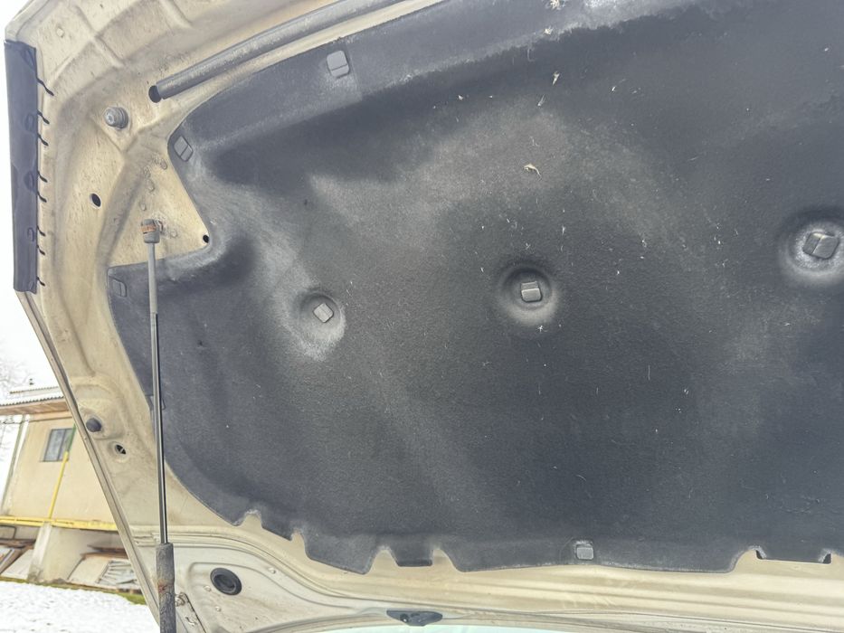 Шумка утеплювач капота golf 7 гольф 7