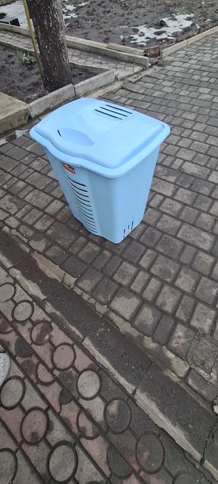 Ящик для белья , короб для брудної білизни