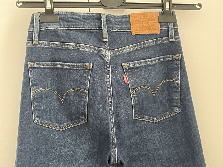 Nowe Levi’s 721 wysoki stan jeansy