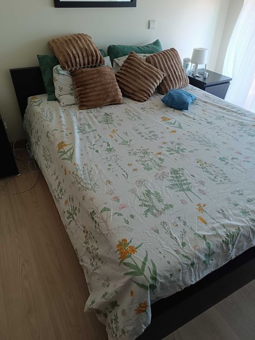 Cama malm 160x200 com colchão
