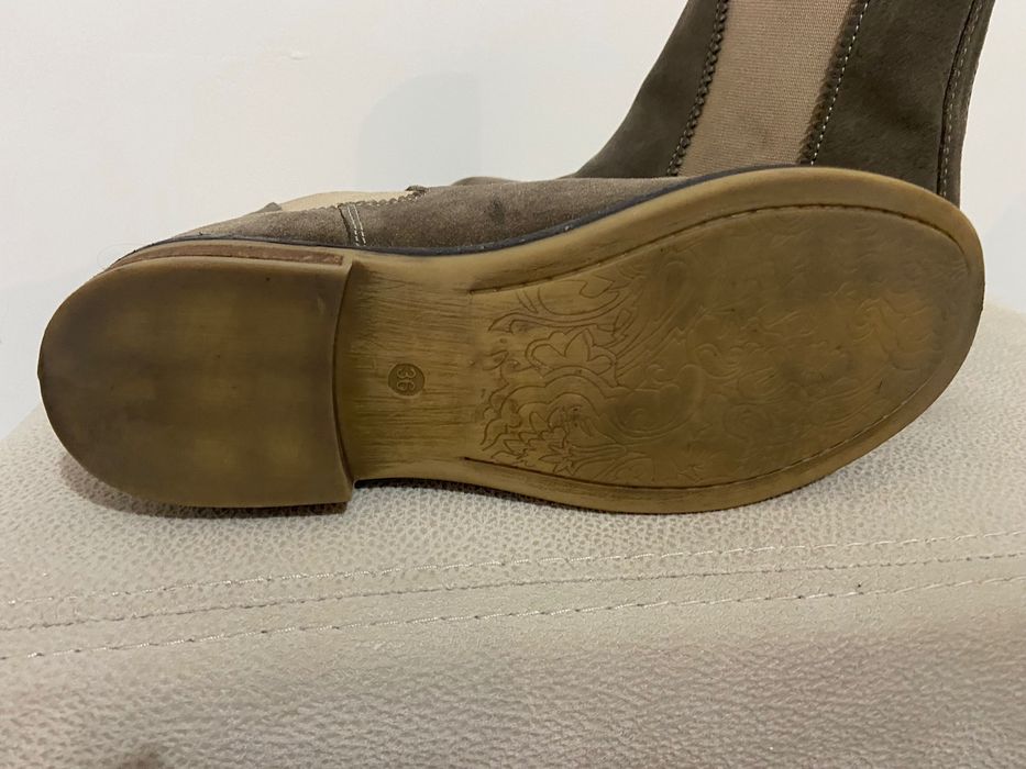 Botins de camurça senhora