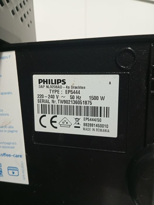 Máquina de Café PHILIPS Lattego EP5444/50
