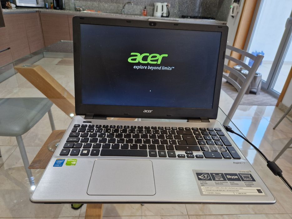 Acer Aspire V3-572g-76yf  core i7