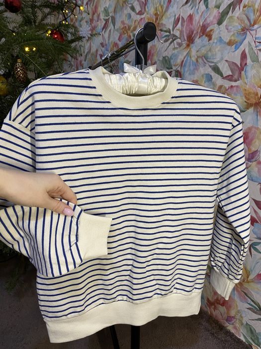 Світшот на хлопчика новий 134