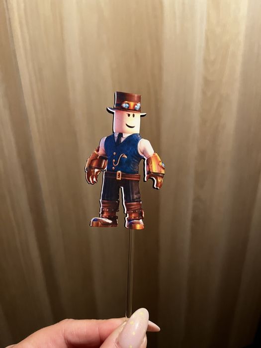 Topper Roblox- postacie, ozdoba na tort