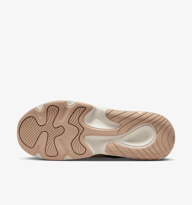 Кроссовки Nike TECH HERA