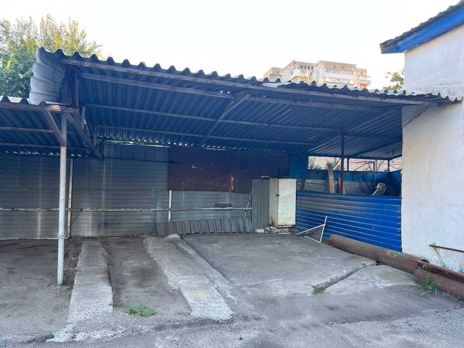 Сдам паркоместо, парковка на 3 авто