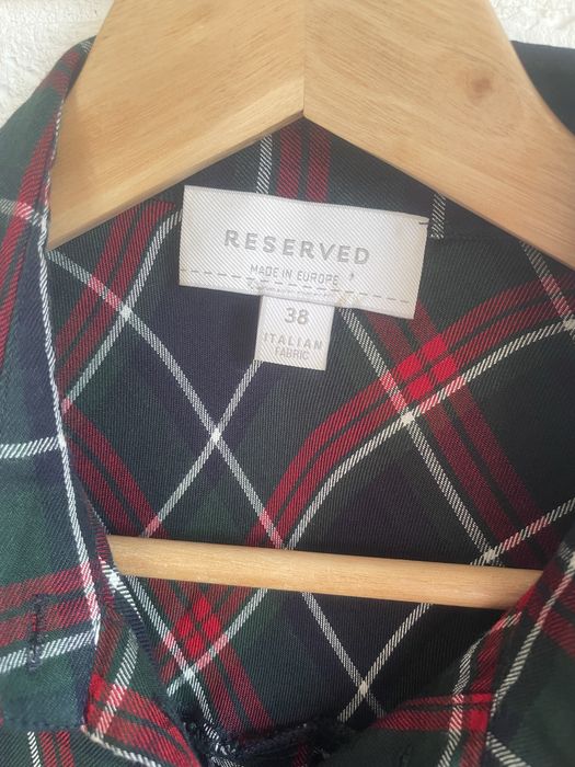 Koszulowa sukienka na święta wigilię Reserved M