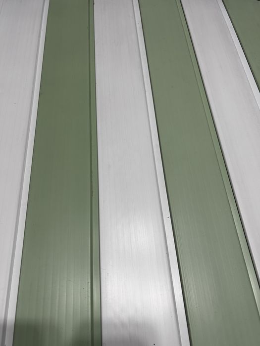 Пластик для  стен/потолка 146 шт.в отличном состоянии.цена за все