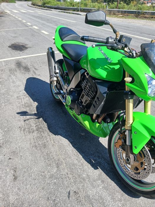 Kawasaki z1000.