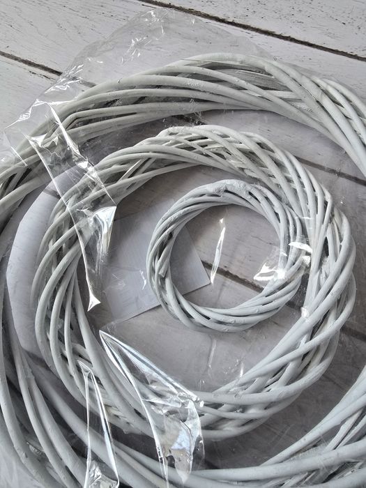 3 szt. Białe ręcznie robione wianki wierzbowe do rękodzieła nowe