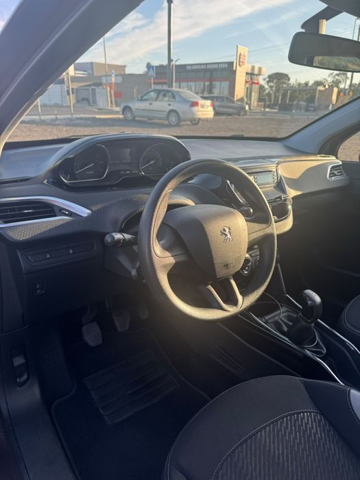 Peugeot 2008 — fotografia 9