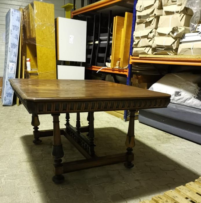 Móvel vintage com espelho