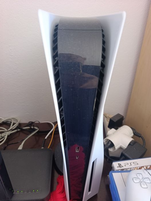 Vendo TV plasma e PS5, comandos  jogos