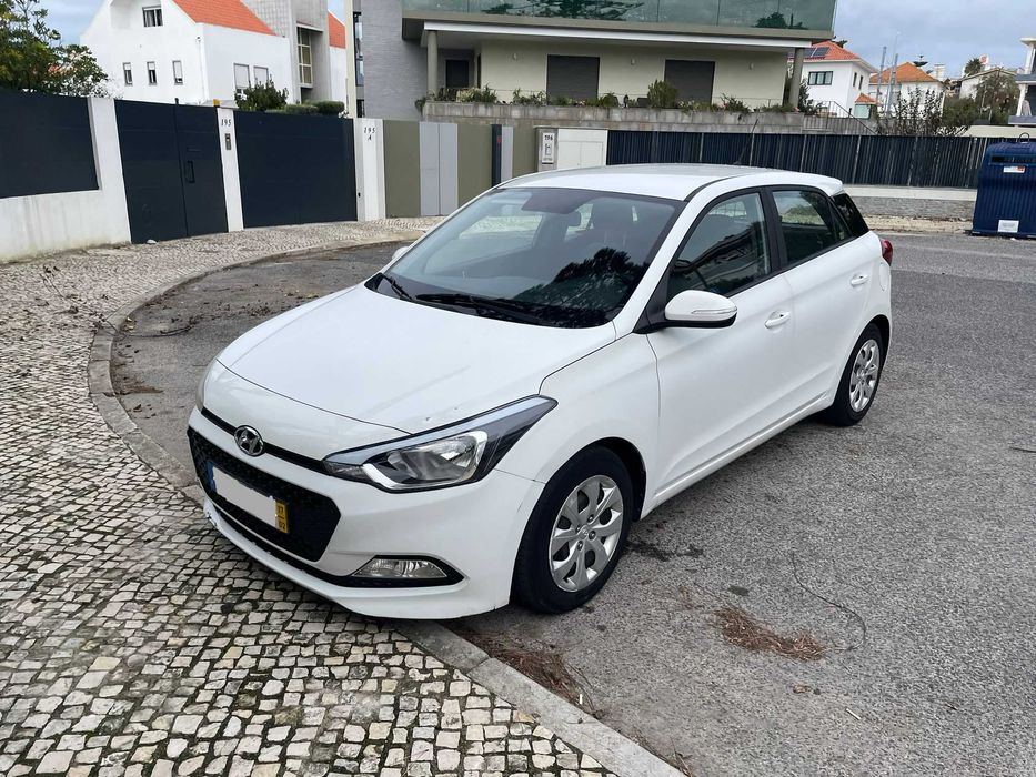 Hyundai i20 econômico