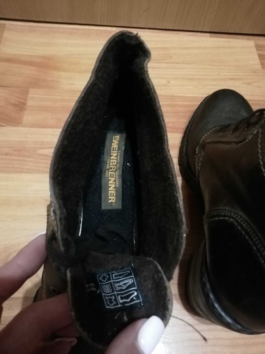 Теплі зручні шкіряні черевики, розмір 40 (устілка 26 см), 150 грн.