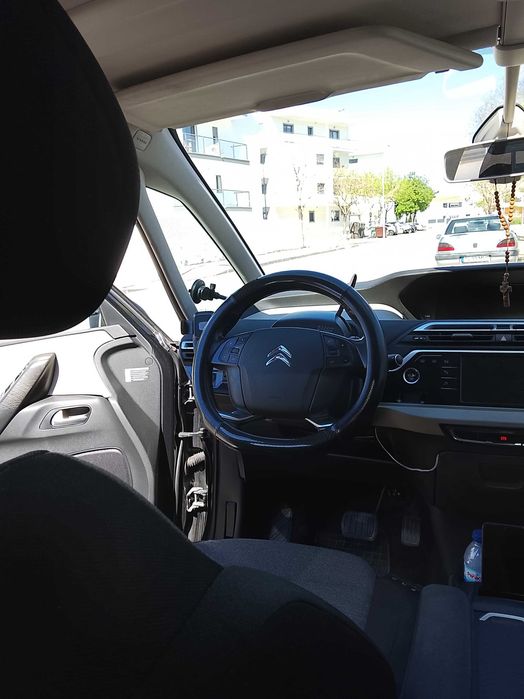 Citroen Spacetourer automático