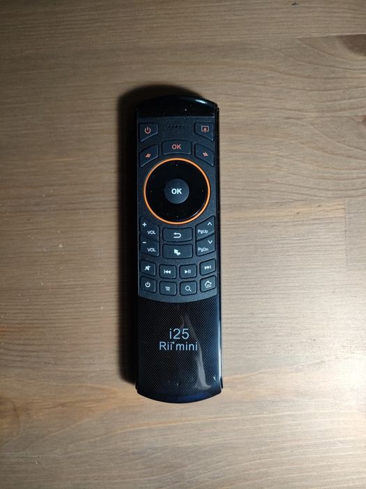 Comando wireless com teclado