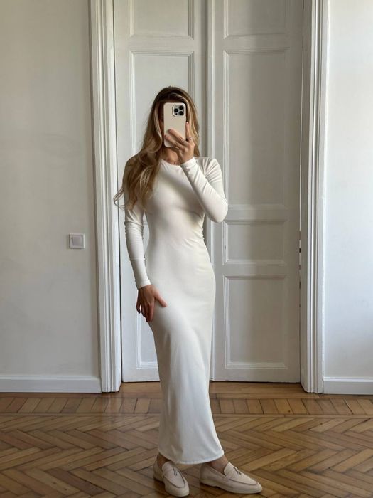 Тепла сукня в рубчик