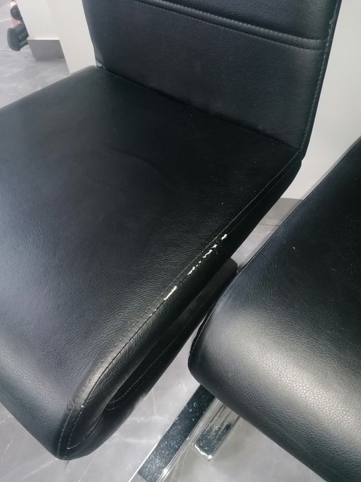 Krzesła do renowacji