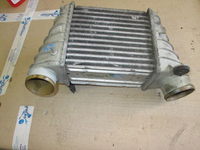 Radiador do intercooler AUDI A3 (8L1)