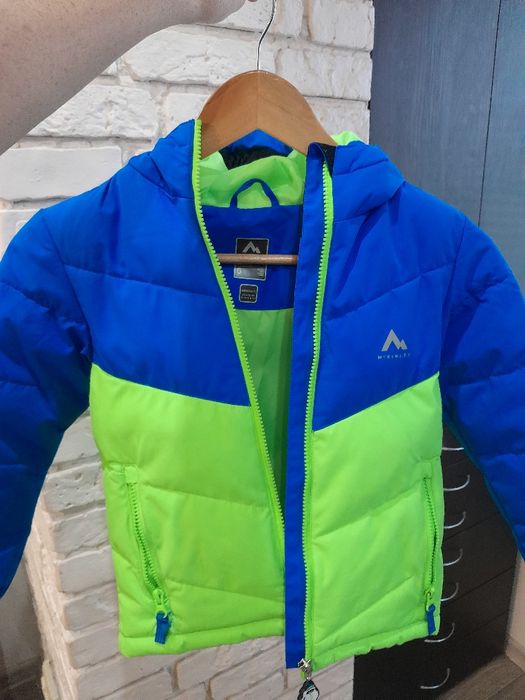 Зимова куртка 5-6 років