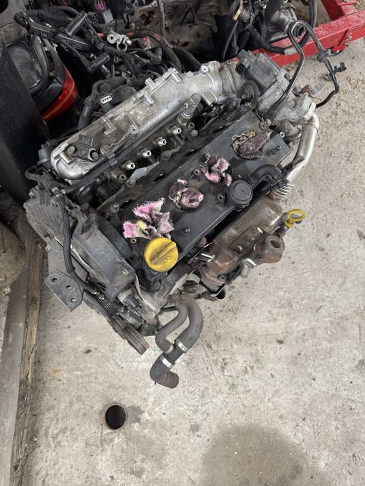 Двигун двигатель мотор Z17DTJ A17DTJ 1.7 DTJ OPEL Astra H Zafira B