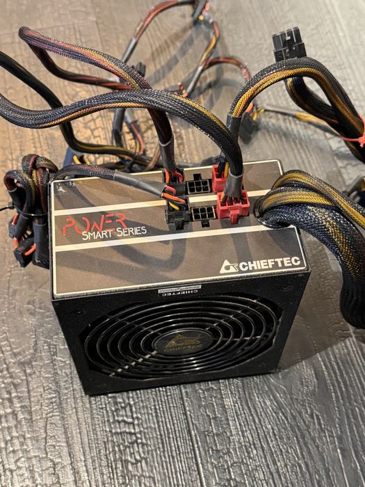 Zasilacz Chieftec  GPS-1000C 1000W 80 Plus Gold