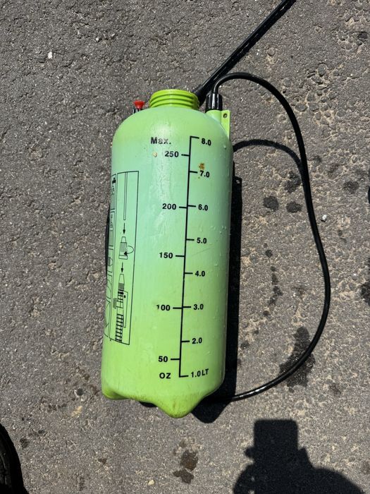 pulverizador manual de 8 litros
