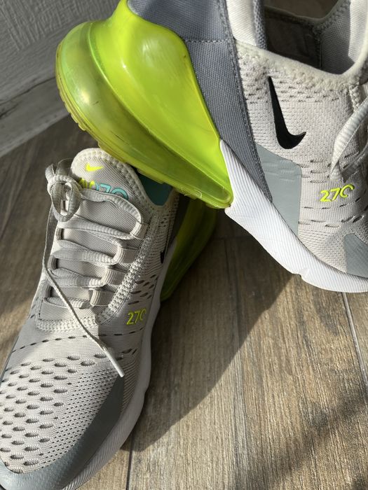 Кросівки жіночі Nike