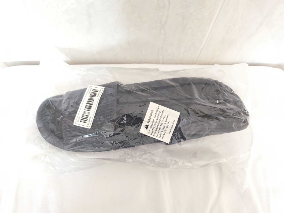 Chinelos pretos homem *novos*, número 44