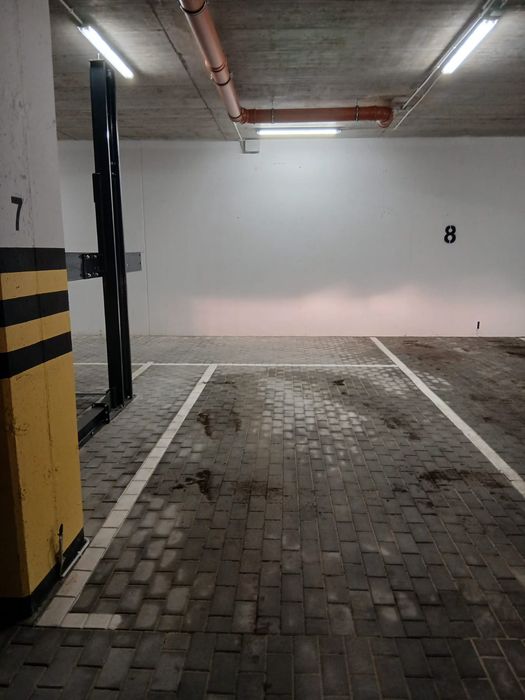 miejsce postojowe w garażu podziemnym