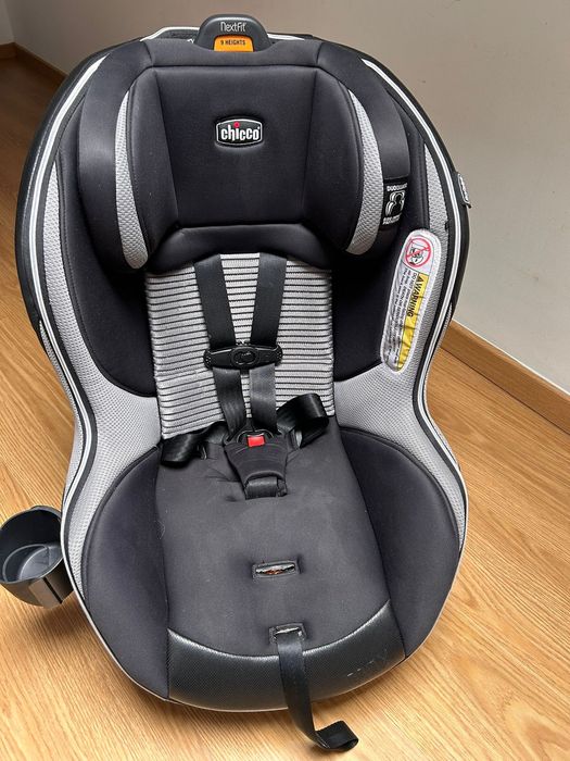 Vendo cadeira auto da Chicco modelo NextFit, em ótimo estado!