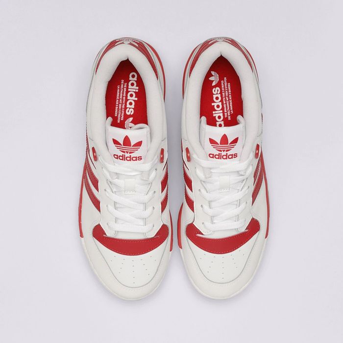 Шкіряні кросівки Adidas