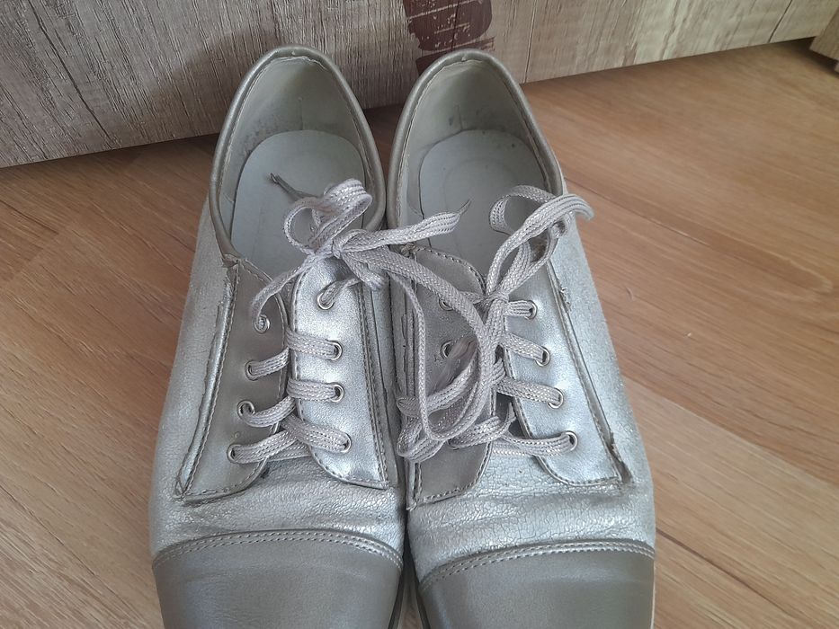 Buty wiosenne damskie 38