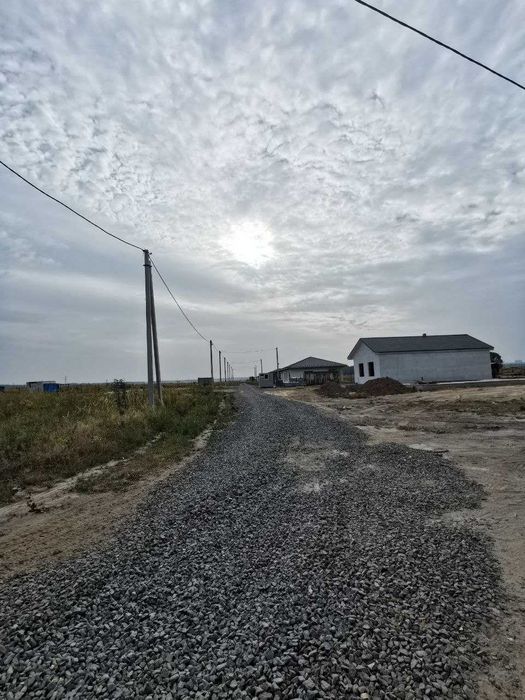 Продам фасадну ділянку №8, 5.6 с, від Київа 10 км Без Комісії