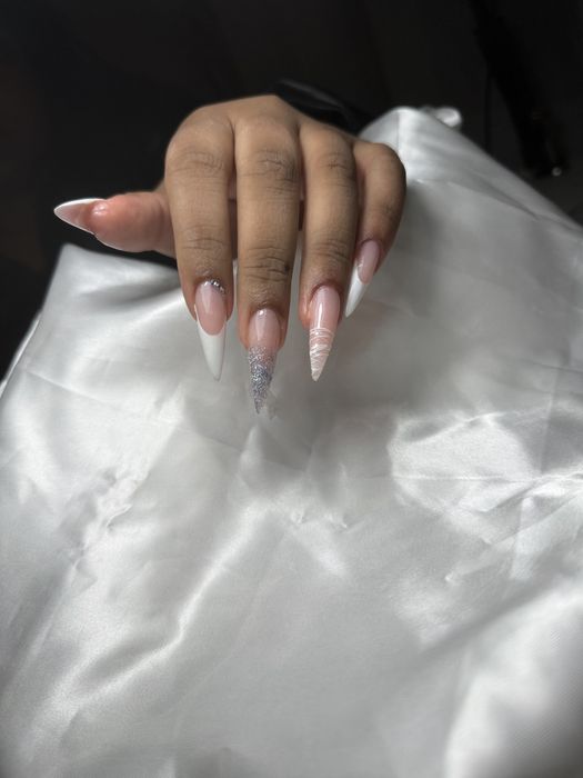 Unhas em gel/ gelinho/ blindagem