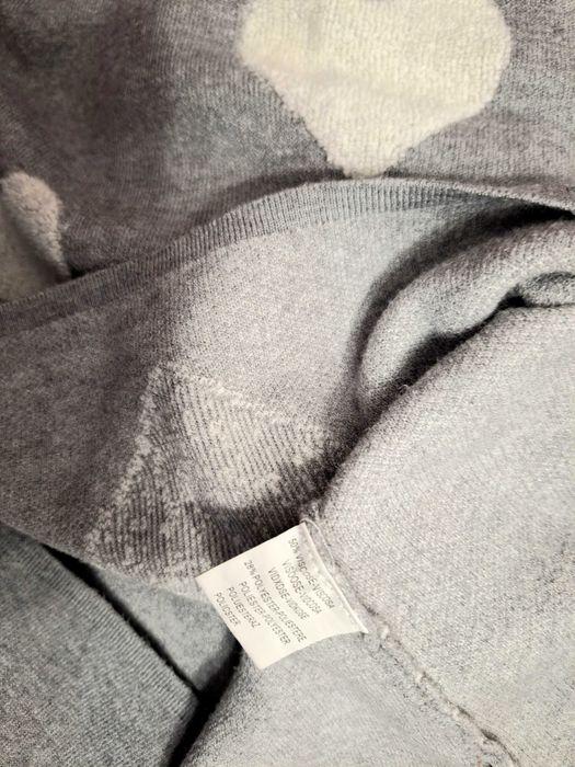 40-42 Swetr bluzka szara serca  sprężysty