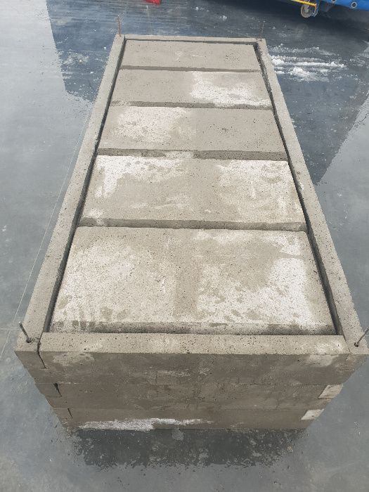 Betonowe piwnice grobowe katakumby