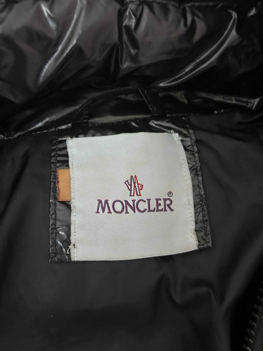 Moncler Black Shiny Down Jacket with Fur Hood