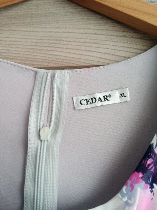 Sukienka firmy Cedar rozmiar 42